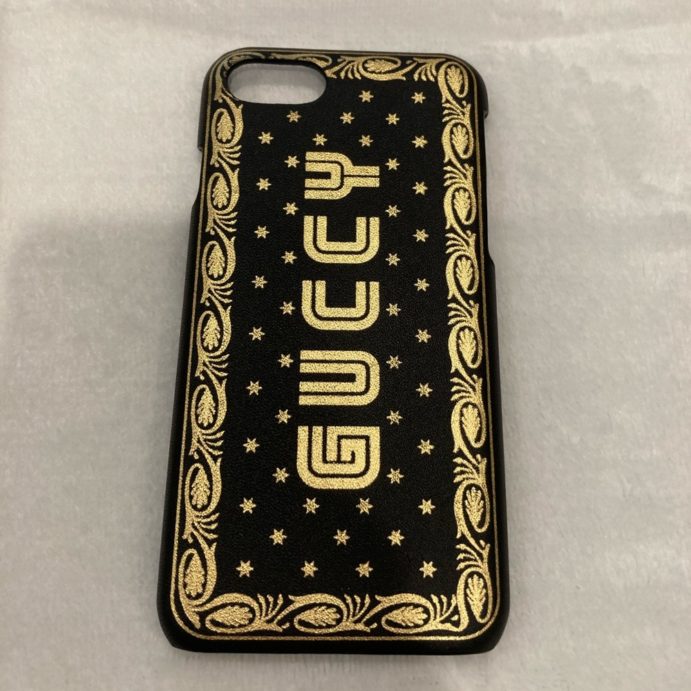 🖤 Gucci Sega cell phone case